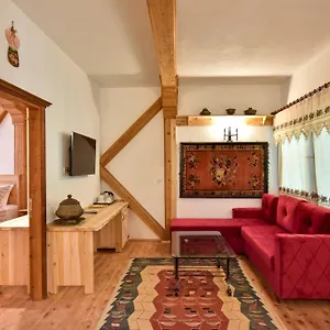  Otel Pyramid Boutique